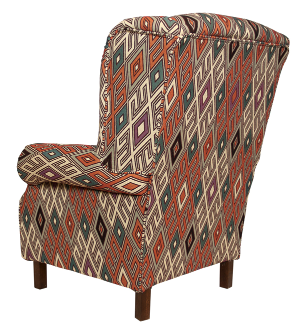 Кресло с африканским орнаментом гобелен